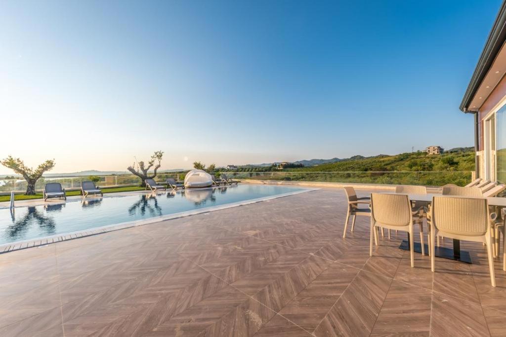 Top Villas Durres Luaran gambar