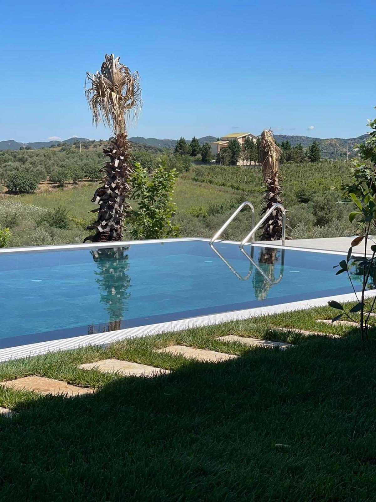 Top Villas Durres Luaran gambar